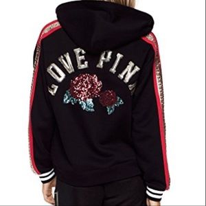 VS Pink Exclusive Fashion Show Sweatshirt!